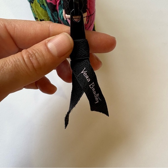 Vera Bradley small Black Floral Quilted makeup pouch mirror Hilo Meadow Print - Picture 9 of 11